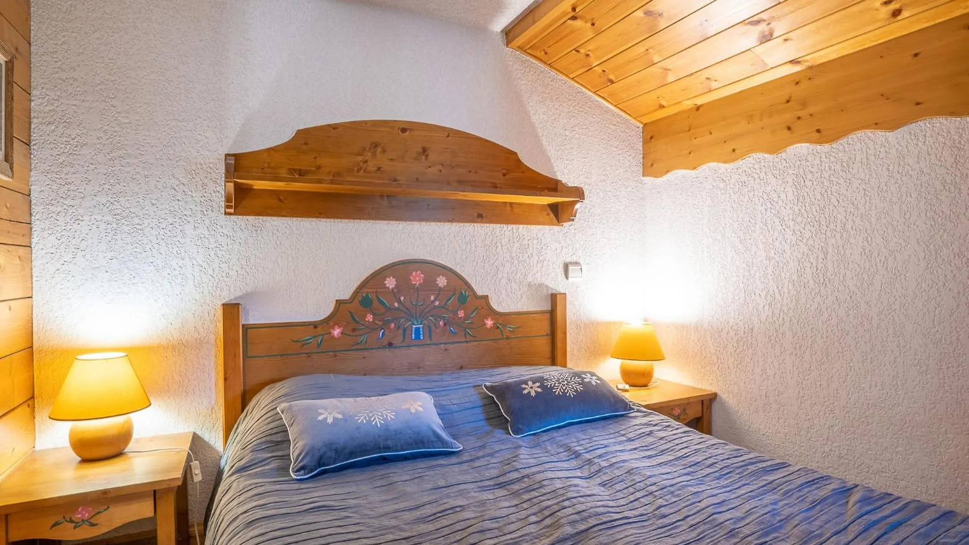 Apartment Les Hauts Des Chavants - By Interhome Les Houches 0*,